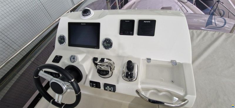 Prestige 420 Fly