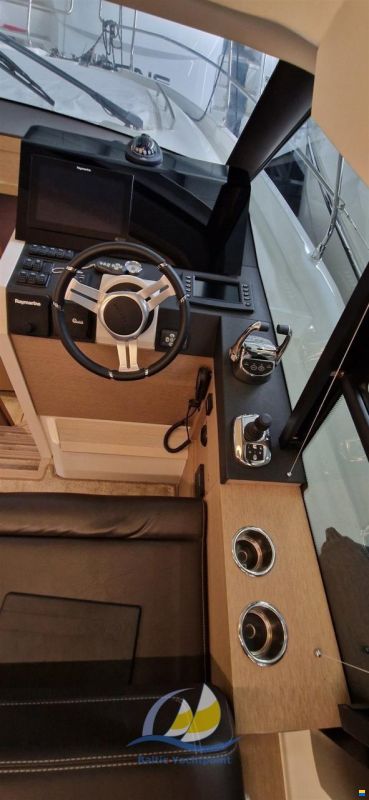 Prestige 420 Fly