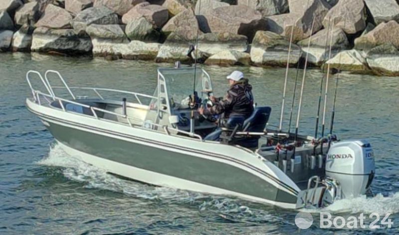 Vågen boat 3 , Kaasbøll 19ft /75 hp fishf./ chart pl