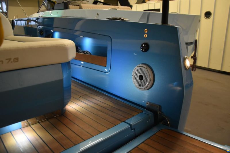 Ganz Boats Ovation 7.6 Open