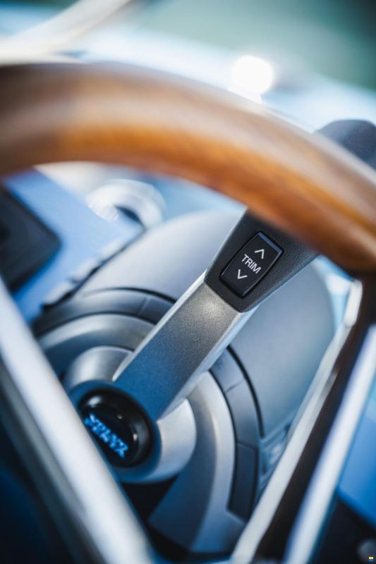 Ganz Boats Ovation 7.6 Open