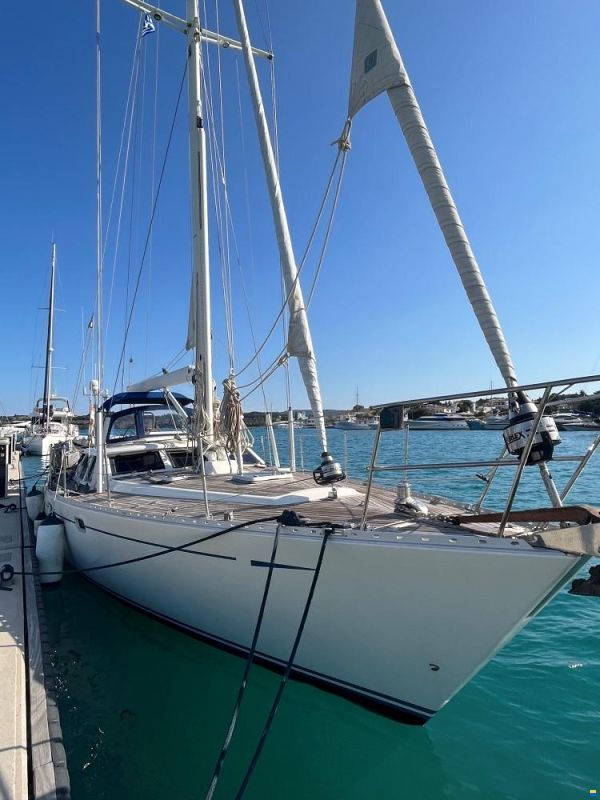 Oyster 485