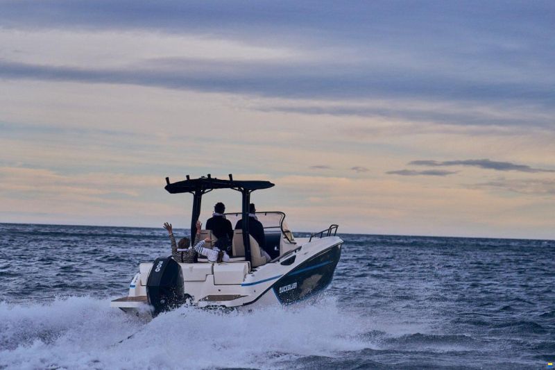 Quicksilver 805 OPEN