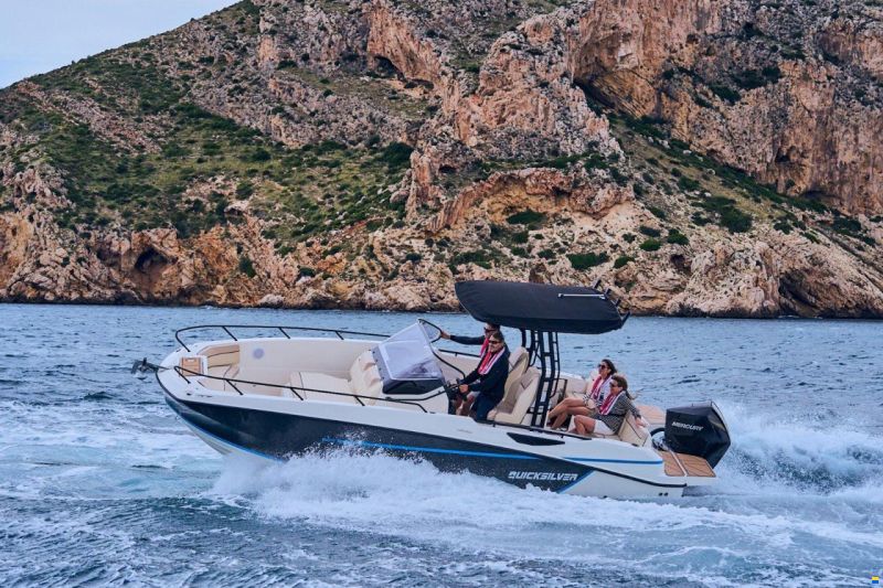 Quicksilver 805 OPEN