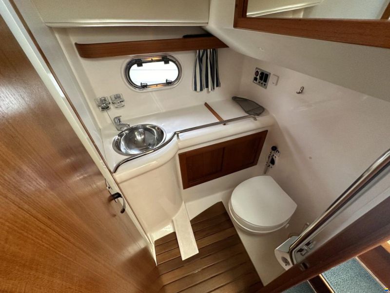 NIMBUS BOATS NIMBUS 380 COUPE