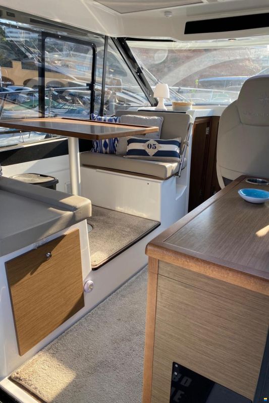 Jeanneau Merry Fisher 895