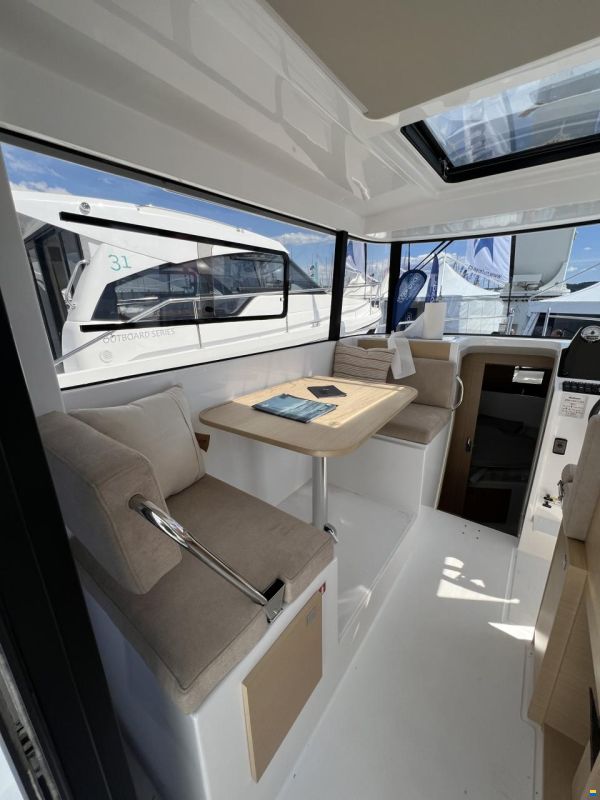 Rodman 890 Ventura HT