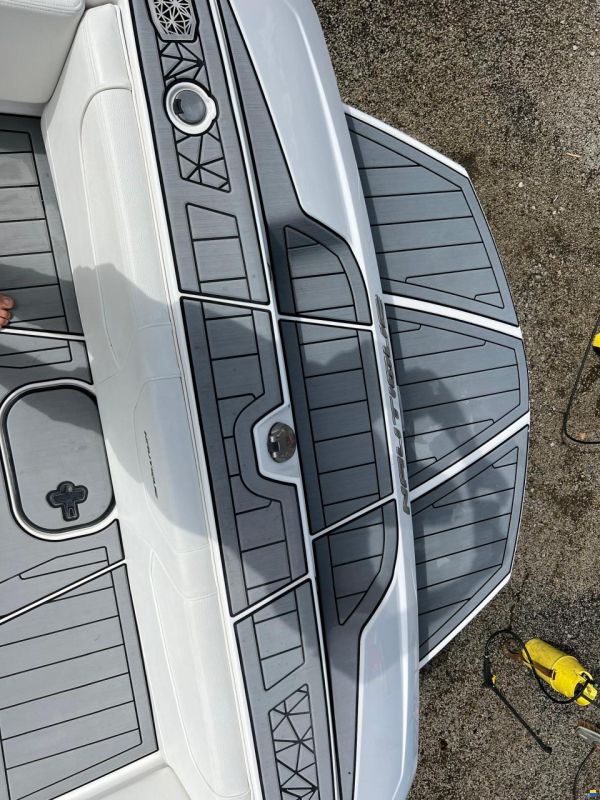 Correct Craft Nautique 200