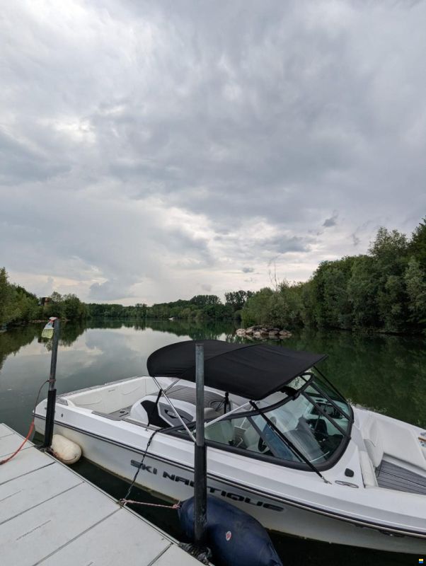 Correct Craft Nautique 200
