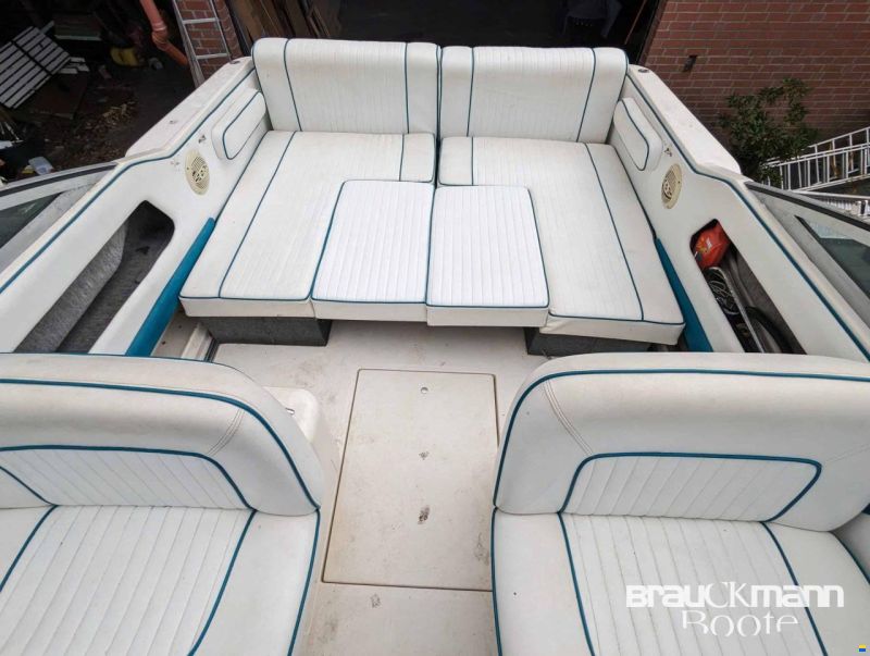 Sea Ray 270 Weekender