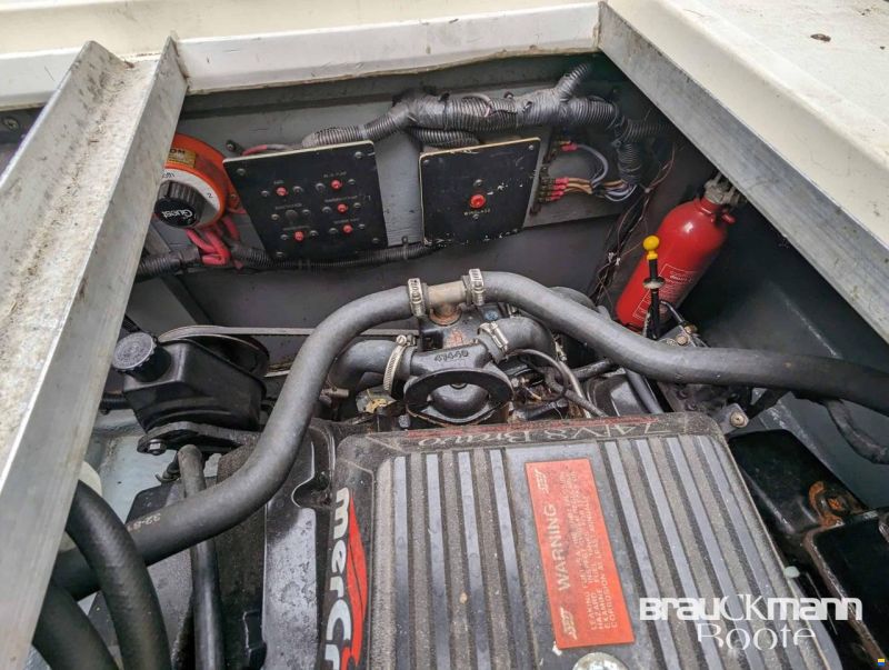Sea Ray 270 Weekender