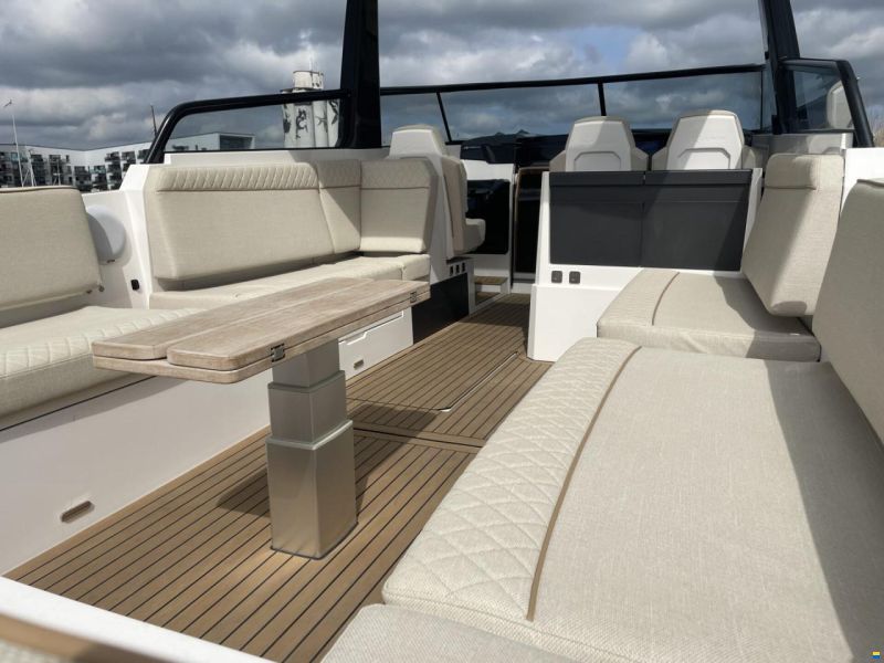 X-Yachts X-Power 33C