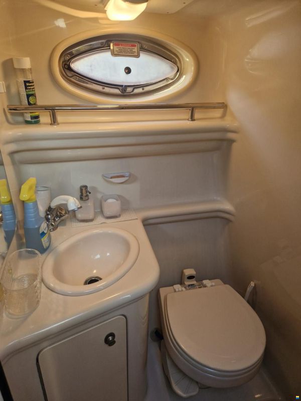 Sea Ray SUNDANCER 275