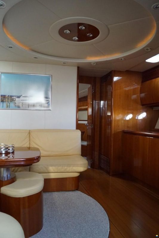 Pershing 54