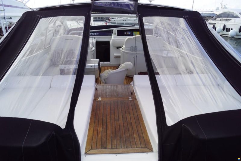 Pershing 54
