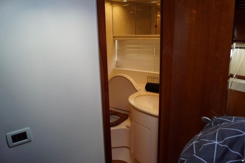 Pershing 54