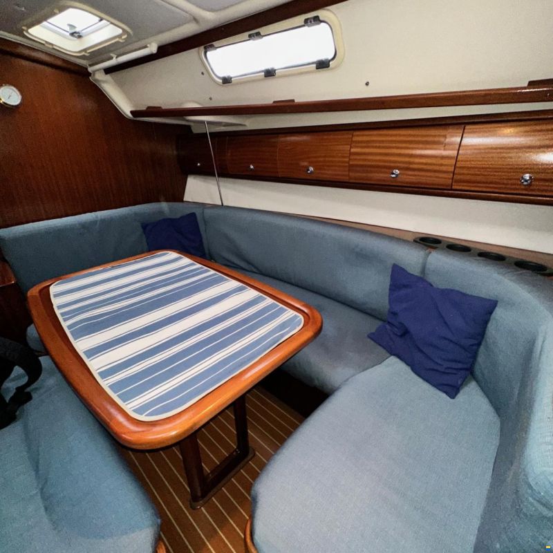 Bavaria 38