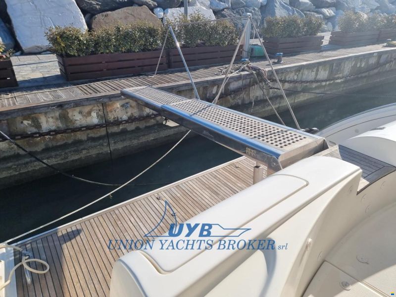 Azimut 62