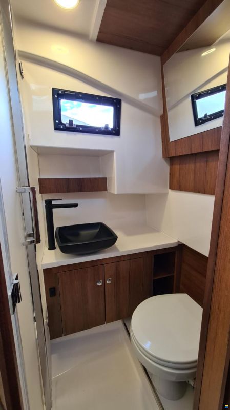 Northman 1050 Trawler Electric | available with o