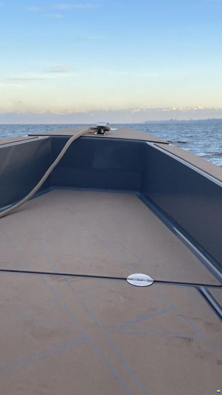 Heinrich Tender06E Molabo