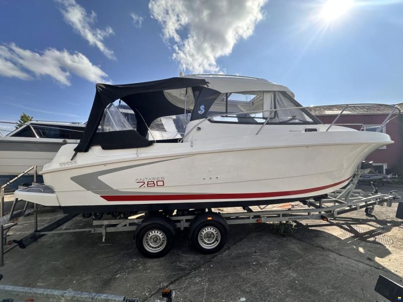 Beneteau Bénéteau Antares 780
