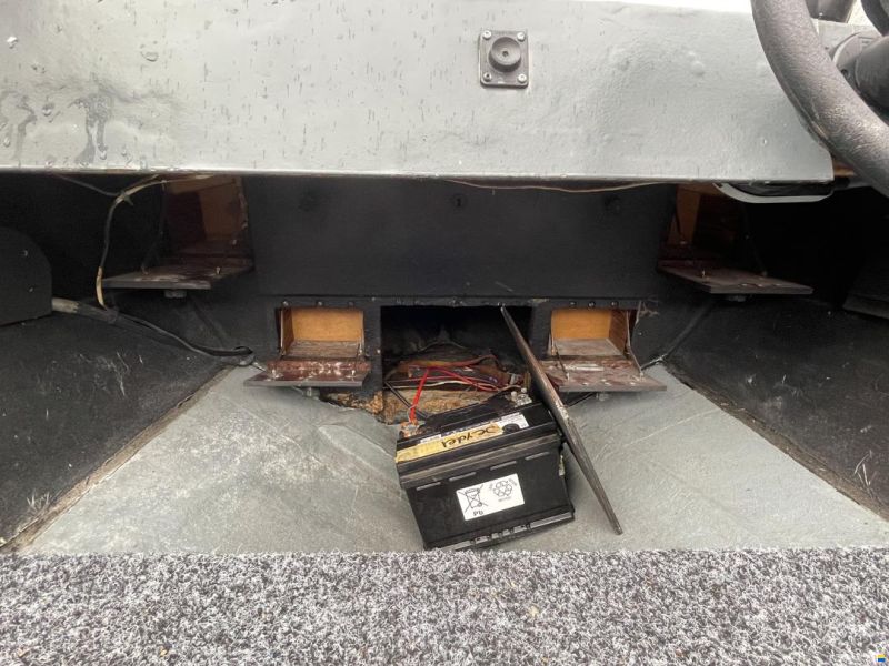 Sportboot (35 PS) und div. Zubehör