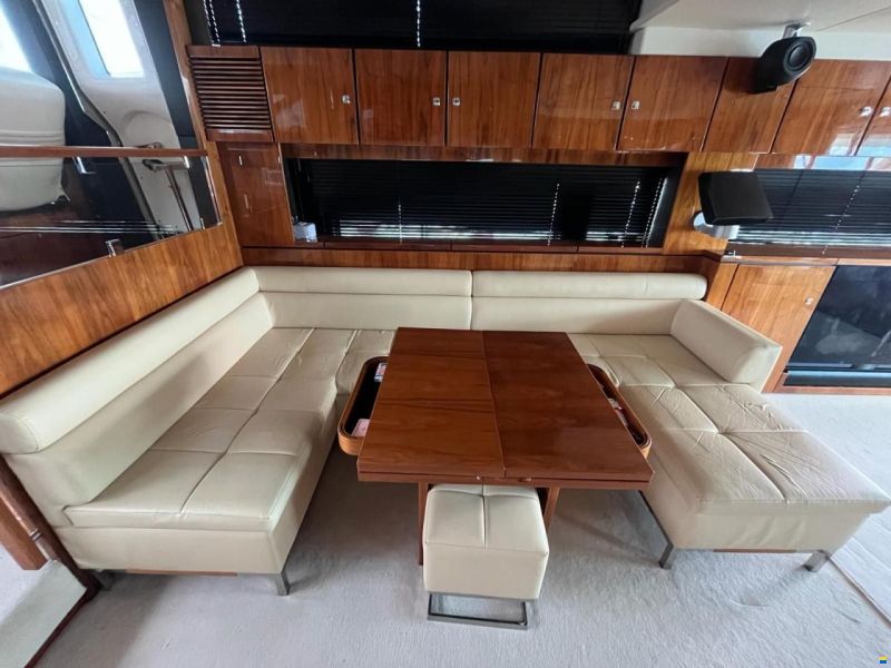 Fairline Squadron 65