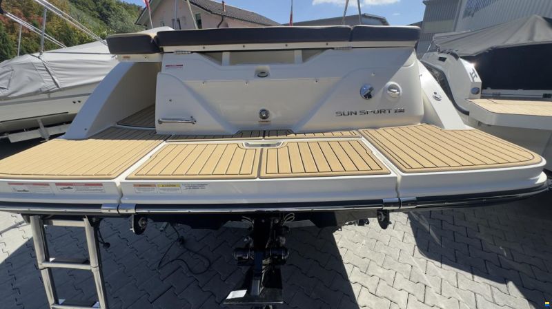 Sea Ray Sunsport (SSE) 230 & Trailer (1. Hand)