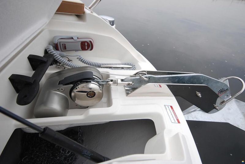 Sea Ray Sunsport (SSE) 230 & Trailer (1. Hand)