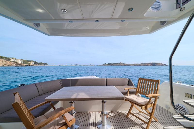 Prestige 460 Fly