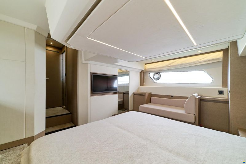 Prestige 460 Fly