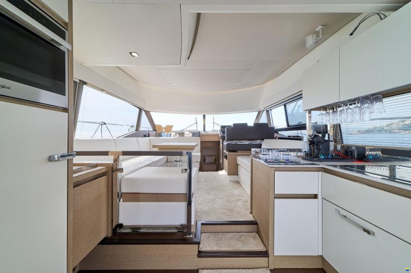 Prestige 460 Fly