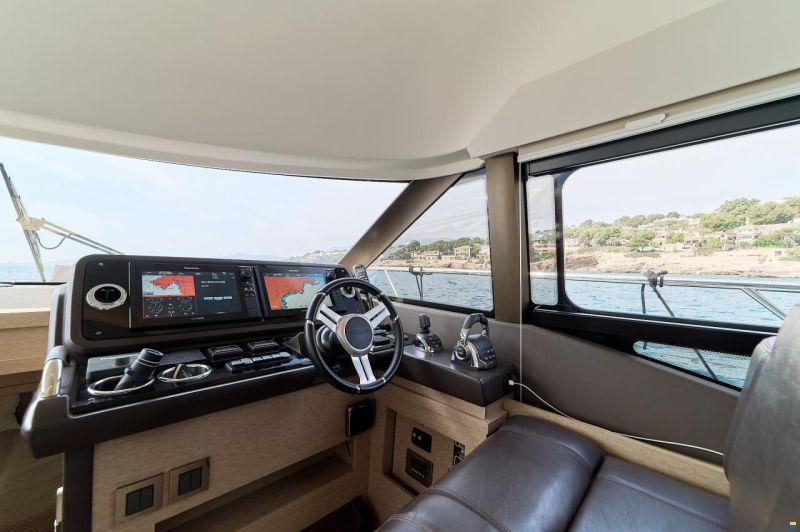 Prestige 460 Fly