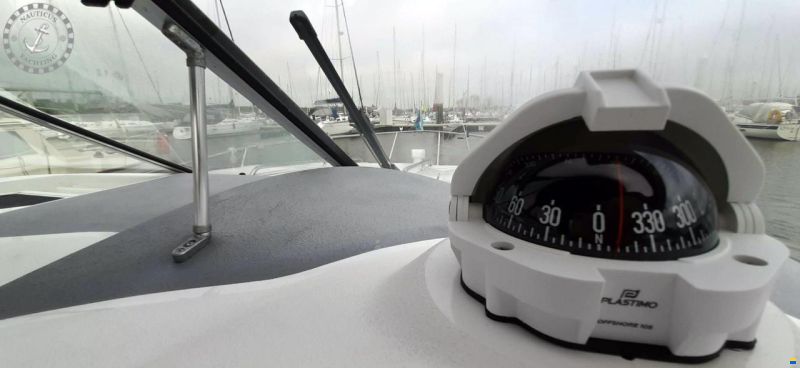 Chris Craft Crowne 25