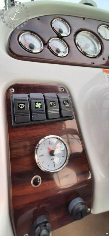 Chris Craft Crowne 25