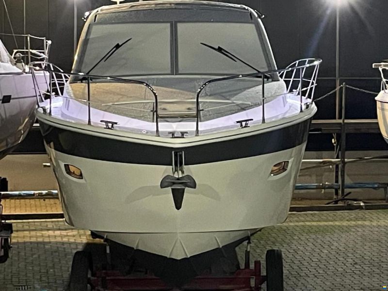 Sealine SC35