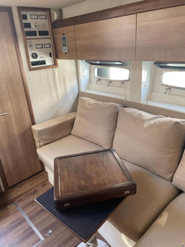 Sealine SC35