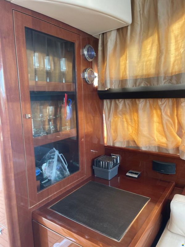 Princess 42 Flybridge