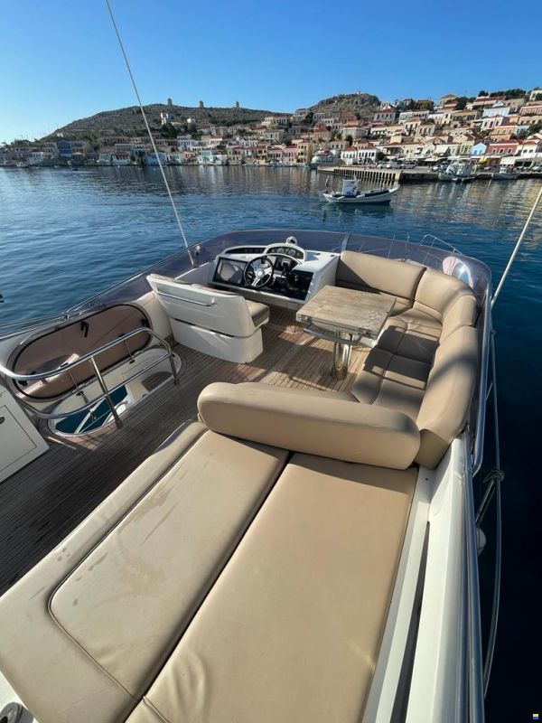 Princess 42 Flybridge