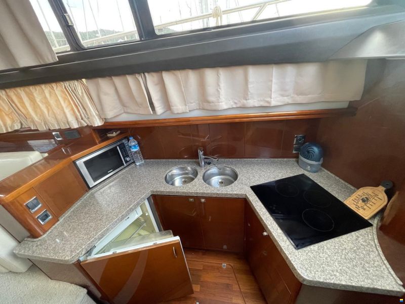Princess 42 Flybridge