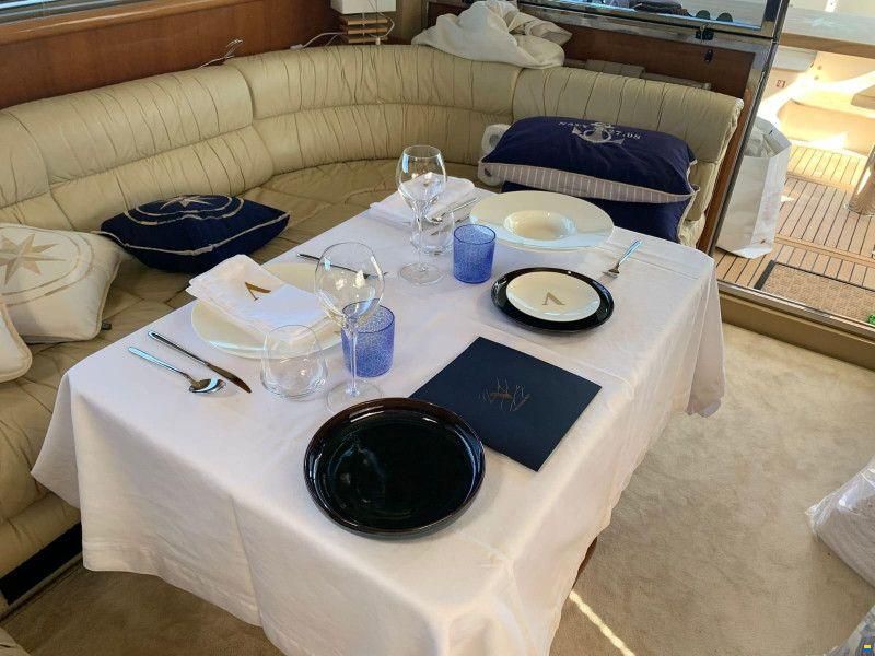 Ferretti 530 Fly