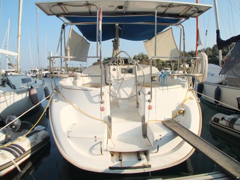 Hunter 336 LEGEND