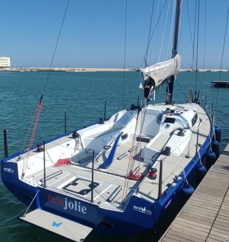 Neo Yachts 350