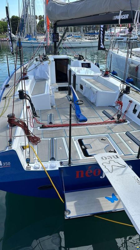 Neo Yachts 350