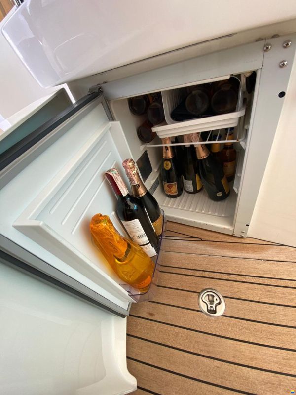 Sealine 38 SC