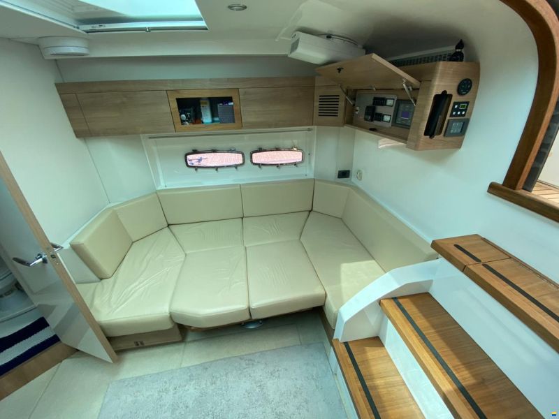 Sealine 38 SC