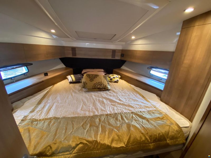 Sealine 38 SC