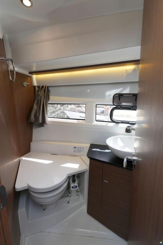 Jeanneau Merry Fisher 895