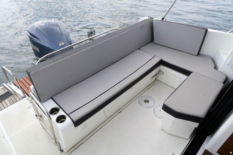 Jeanneau Merry Fisher 895