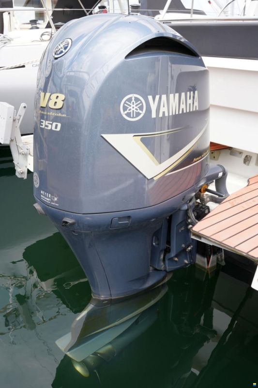 Jeanneau Merry Fisher 895